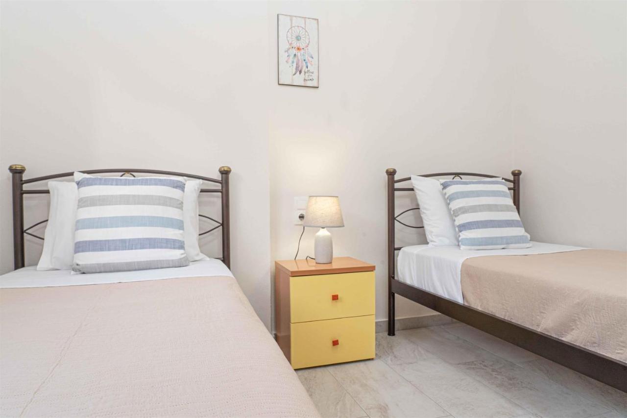 Tzortzi'S Family Apartments กาลีลิเมเนส ภายนอก รูปภาพ